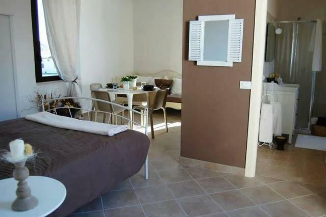 La Casa Bianca Apartment Roe Luaran gambar